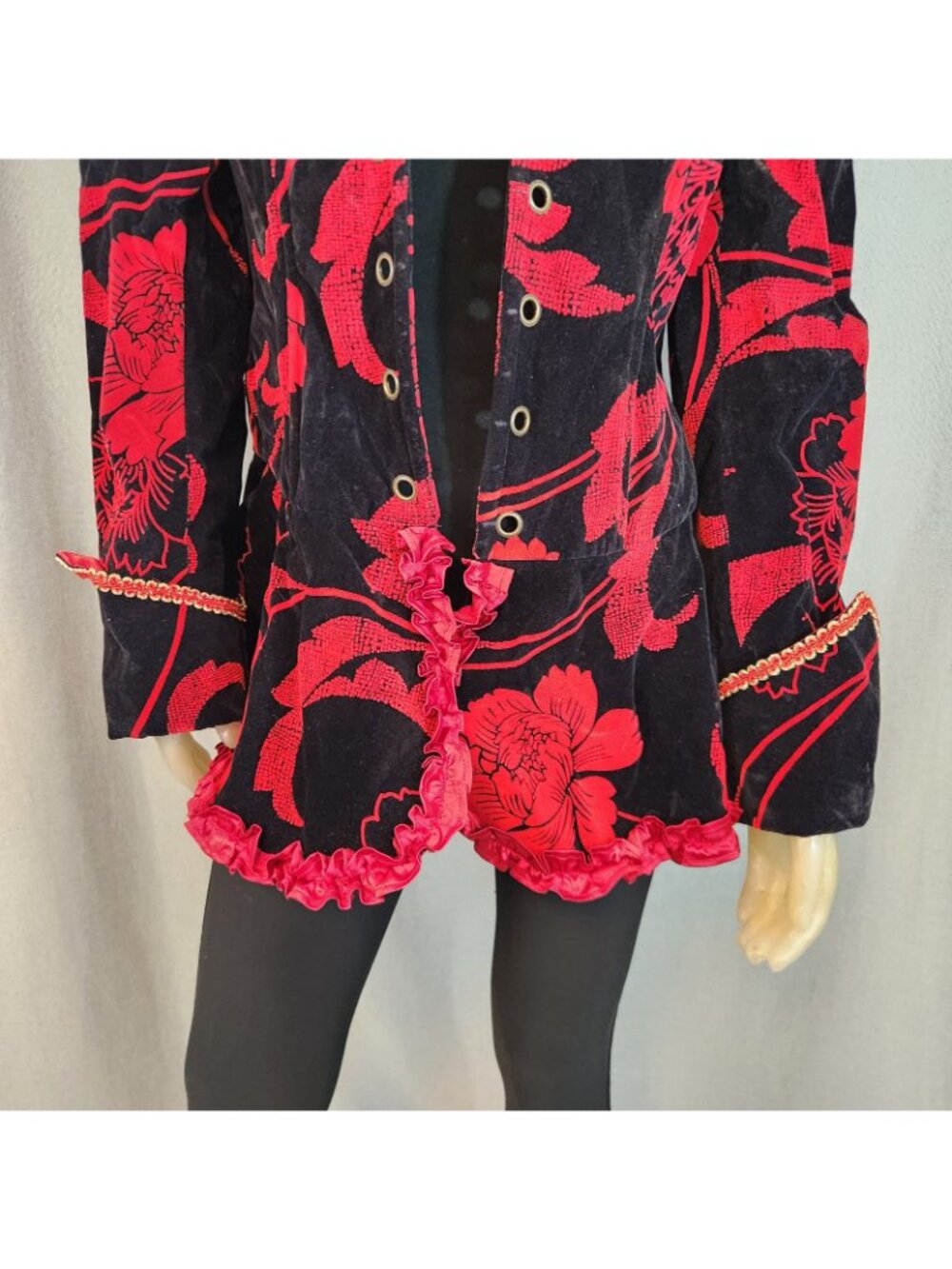 Von Lancelot Red Black Jacket Coat Adult Size LARGE Pirate Cosplay Costume - Picture 3 of 11